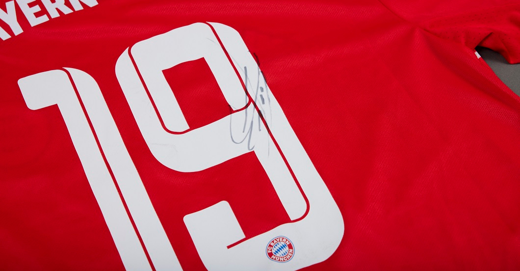 TM Davies FCB Trikot   TM Davies FCB Trikot