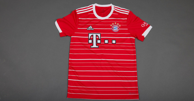 TM Davies FCB Trikot   TM Davies FCB Trikot