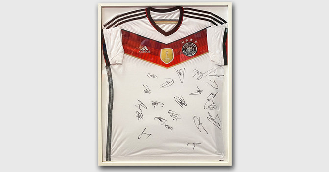 TM DFB Trikot gerahmt   TM DFB Trikot gerahmt