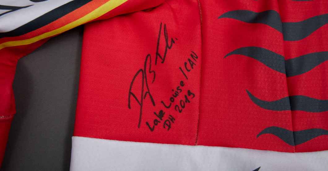 TM Dreßen Anzug Kanada   TM Dreßen Anzug Kanada