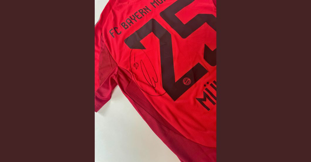 TM Getragenes FCB Trikot   TM Getragenes FCB Trikot