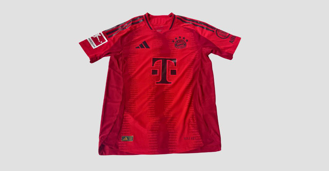 TM Getragenes FCB Trikot   TM Getragenes FCB Trikot