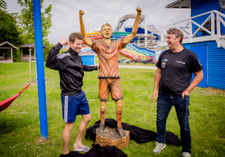  TM Holzskulptur Müller 