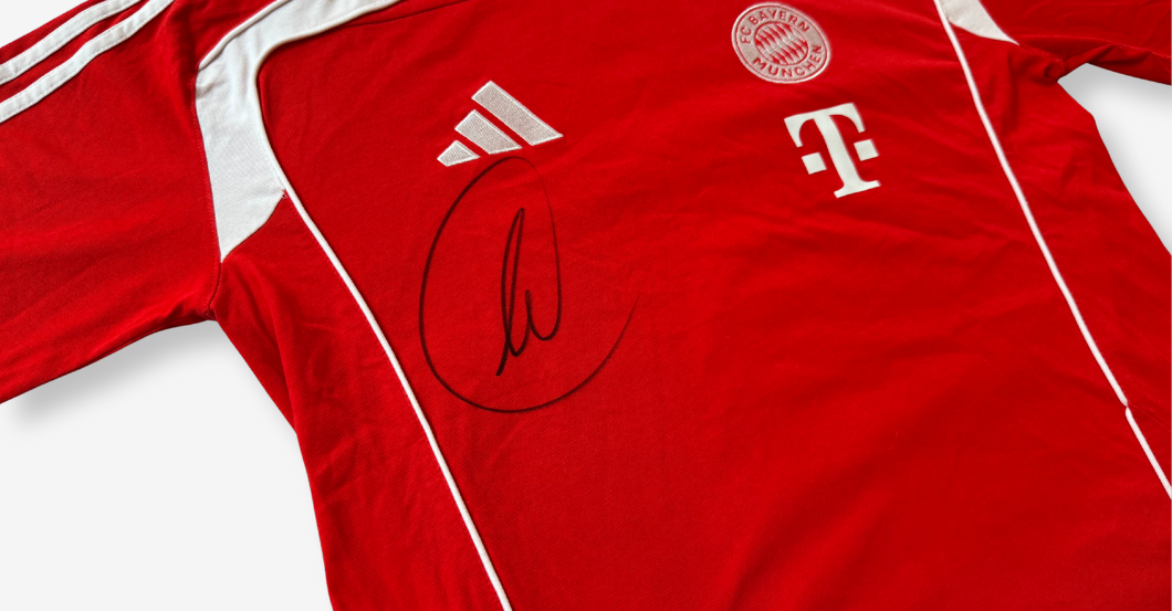 TM Müller Shirt signiert   TM Müller Shirt signiert
