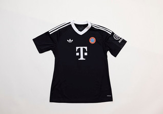 TM Neuer CL Trikot   TM Neuer CL Trikot