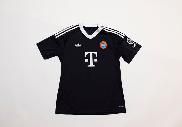 TM Neuer CL Trikot   TM Neuer CL Trikot