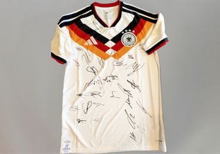  TM WM Trikot 26 signiert 