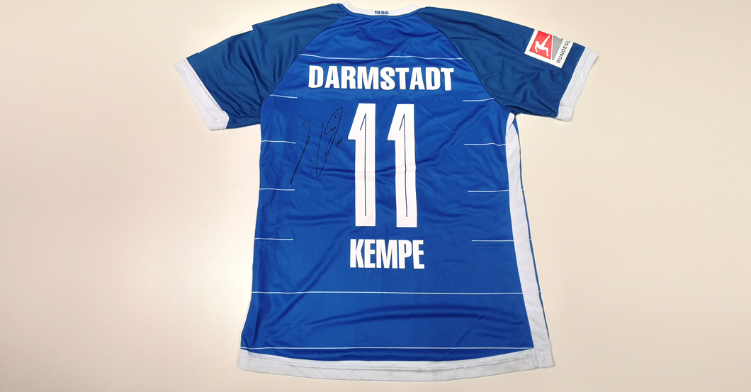 SV Darmstadt 98 jersey worn and signed by Tobias Kempe