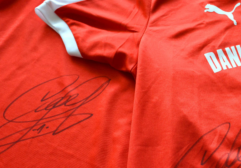 Tobias Sippel Trikot   Tobias Sippel Trikot