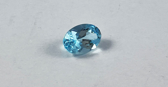 Topas oval   Topas oval