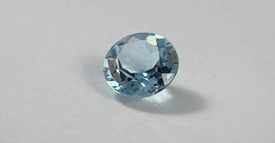 Topas rund   Topas rund