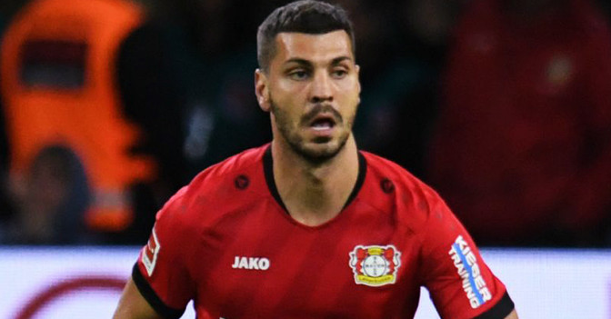 Topspiel Bayer Dragovic   Topspiel Bayer Dragovic