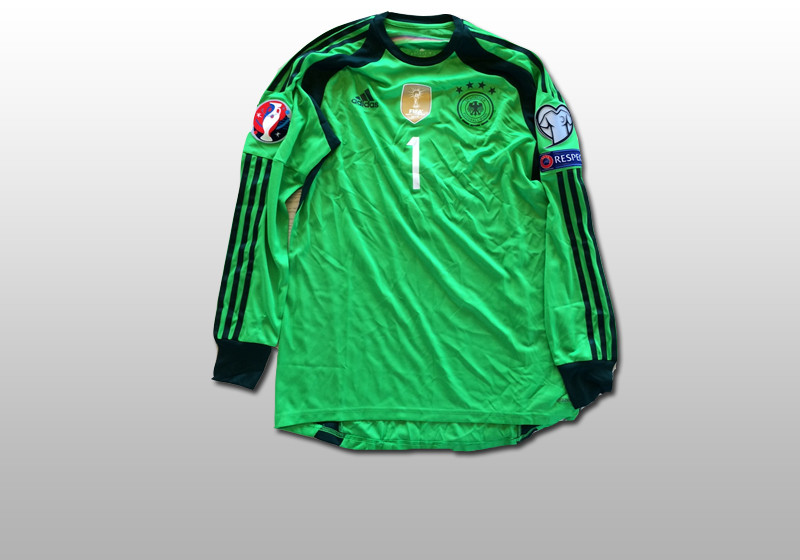 Torwart-Set Neuer   Torwart-Set Neuer