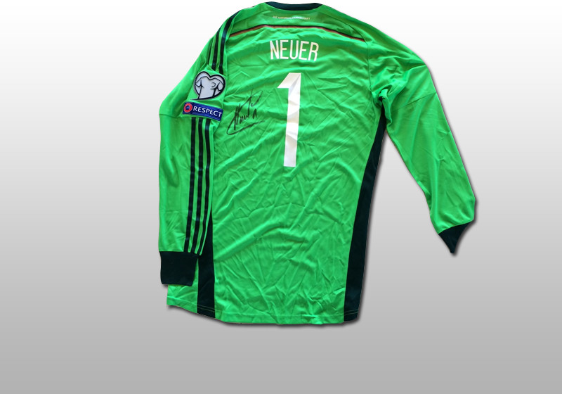 Torwart-Set Neuer   Torwart-Set Neuer
