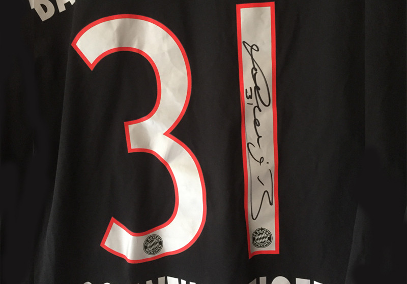  Trikot B. Schweinsteiger 