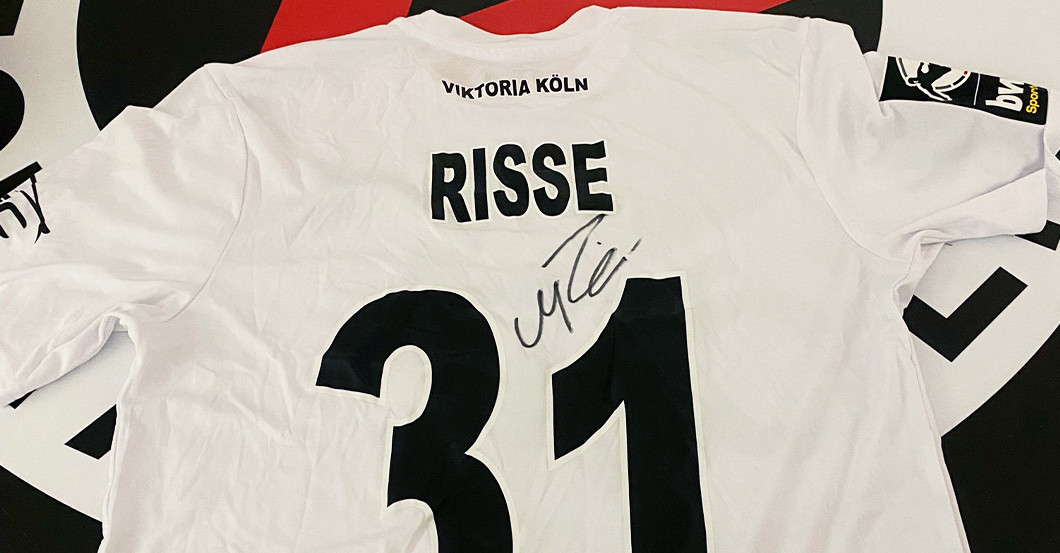  Trikot Ball Marcel Risse 
