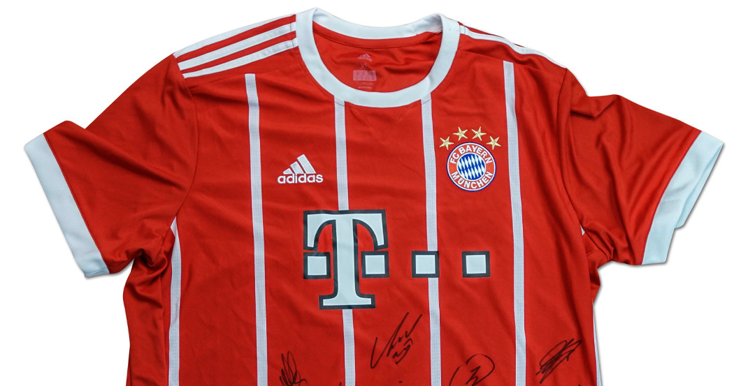 Trikot Bayern   Trikot Bayern