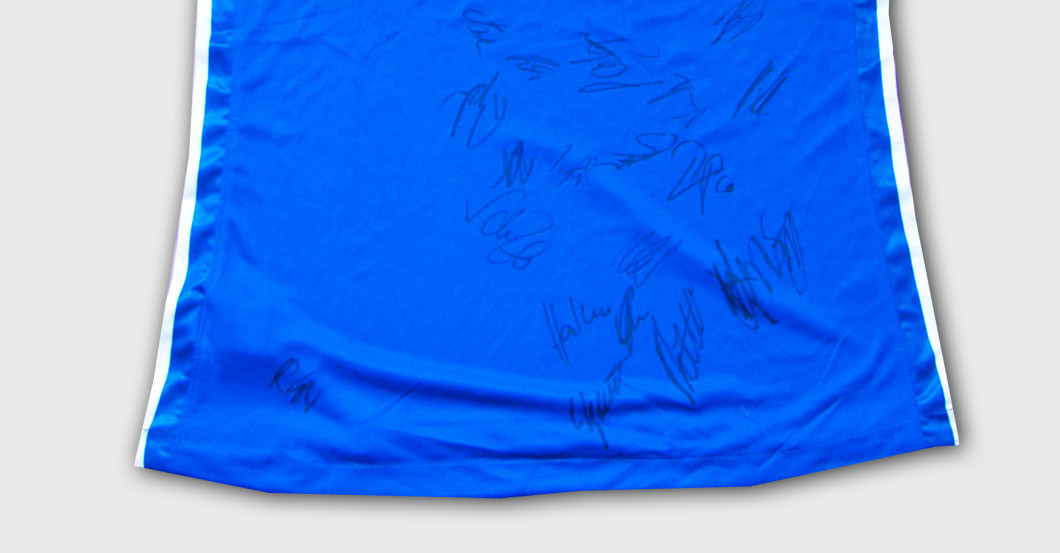 Trikot Bielefeld signiert   Trikot Bielefeld signiert