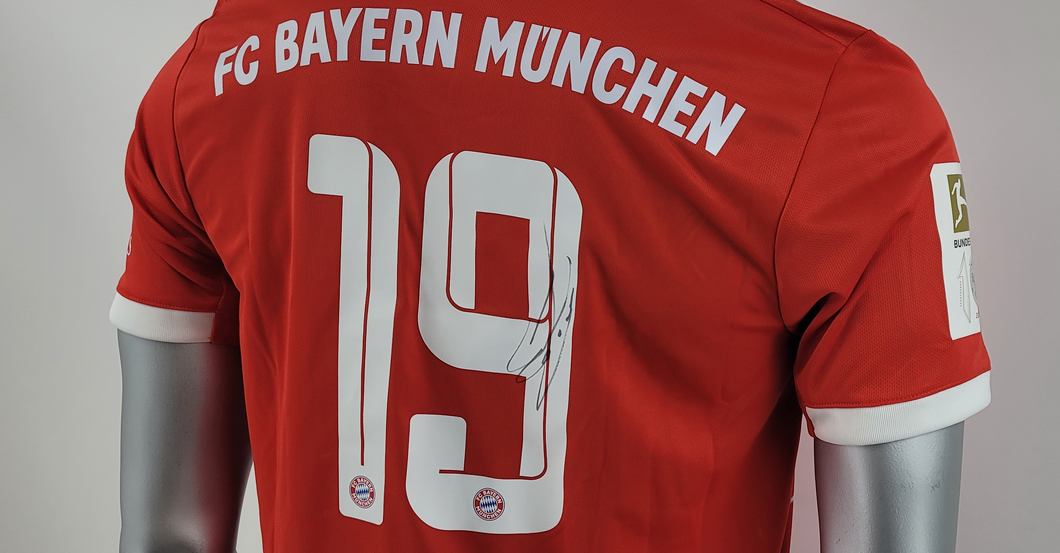 Trikot Davies    Trikot Davies