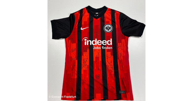 Trikot Eintracht   Trikot Eintracht