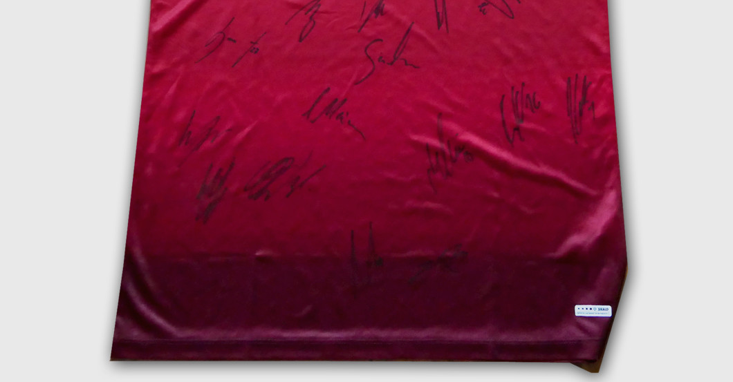 Trikot Hannover signiert   Trikot Hannover signiert