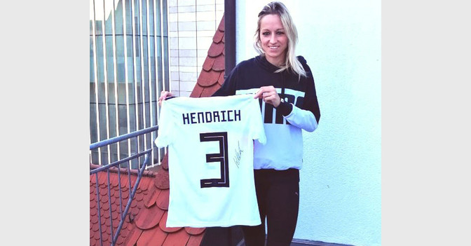 Trikot Kathrin Hendrich   Trikot Kathrin Hendrich