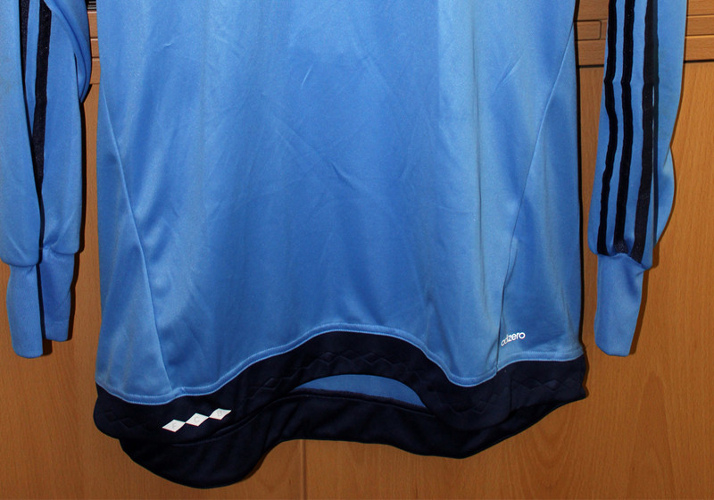 Trikot Manuela Zinsberger   Trikot Manuela Zinsberger