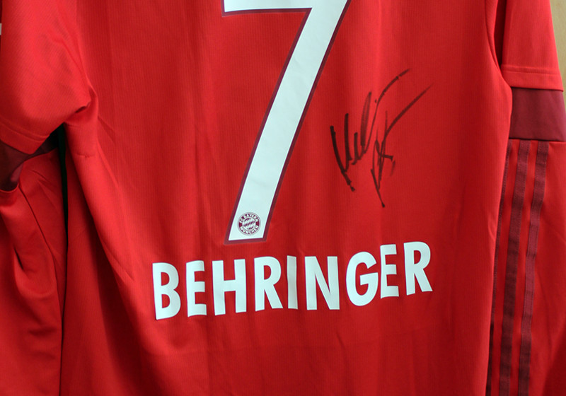 Trikot Melanie Behringer   Trikot Melanie Behringer