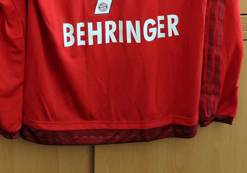 Trikot Melanie Behringer   Trikot Melanie Behringer