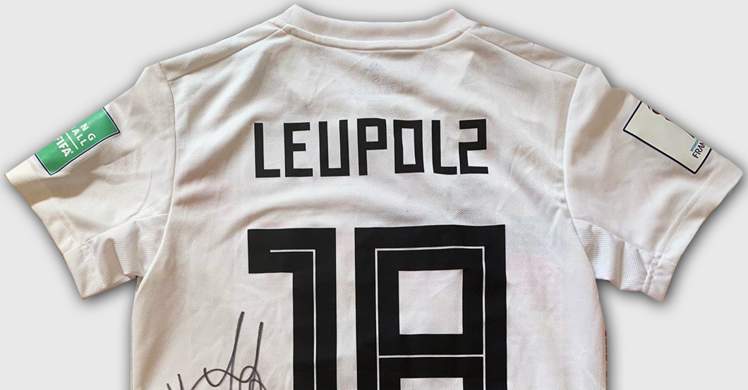 Trikot Melanie Leupolz   Trikot Melanie Leupolz