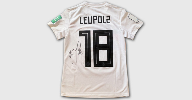 Trikot Melanie Leupolz   Trikot Melanie Leupolz