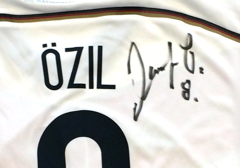 Trikot Mesut Özil   Trikot Mesut Özil