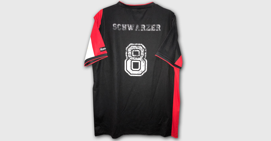 Trikot Schwarzer   Trikot Schwarzer