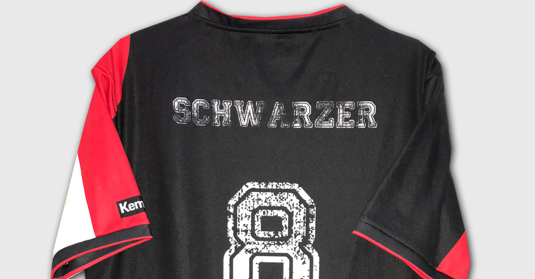 Trikot Schwarzer   Trikot Schwarzer