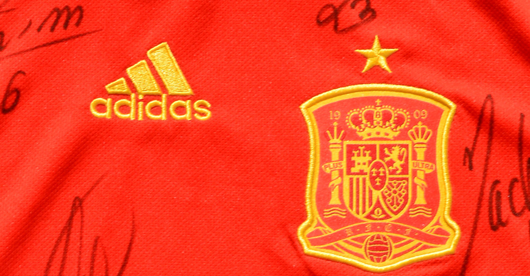 Charitybuzz: Signed Jersey from the Players of the SPAIN NATIONAL