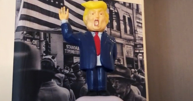  Trump Figur Keller 