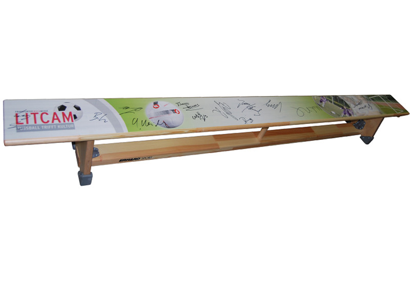 Turnbank von Promis   Turnbank von Promis