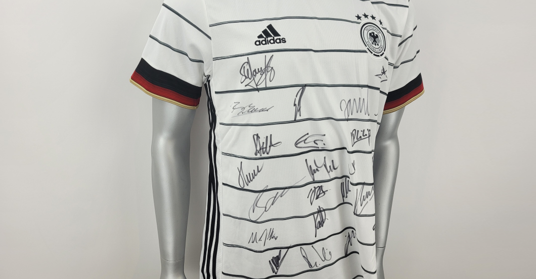  U21 DFB Trikot signiert 