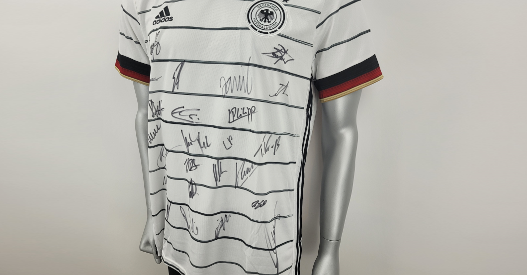  U21 DFB Trikot signiert 