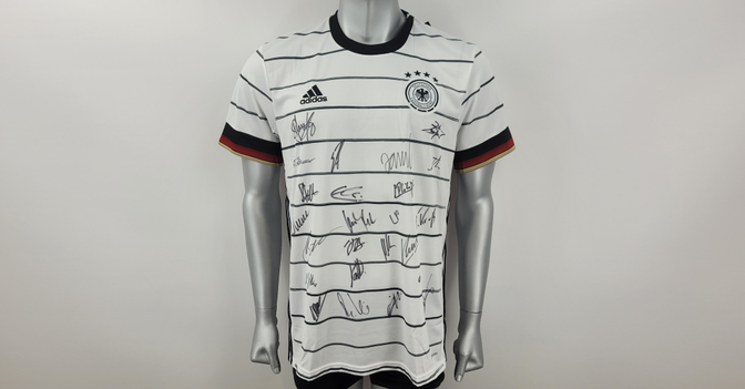  U21 DFB Trikot signiert 