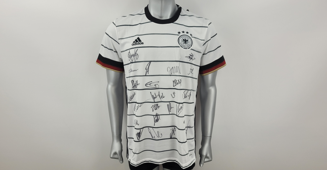  U21 DFB Trikot signiert 