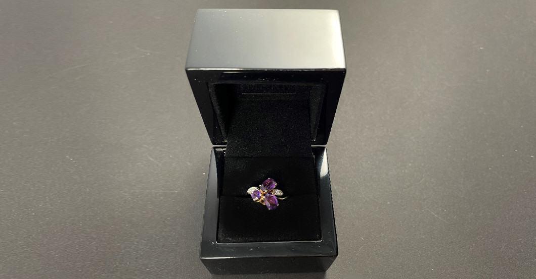 UC Goldring Amethyst   UC Goldring Amethyst