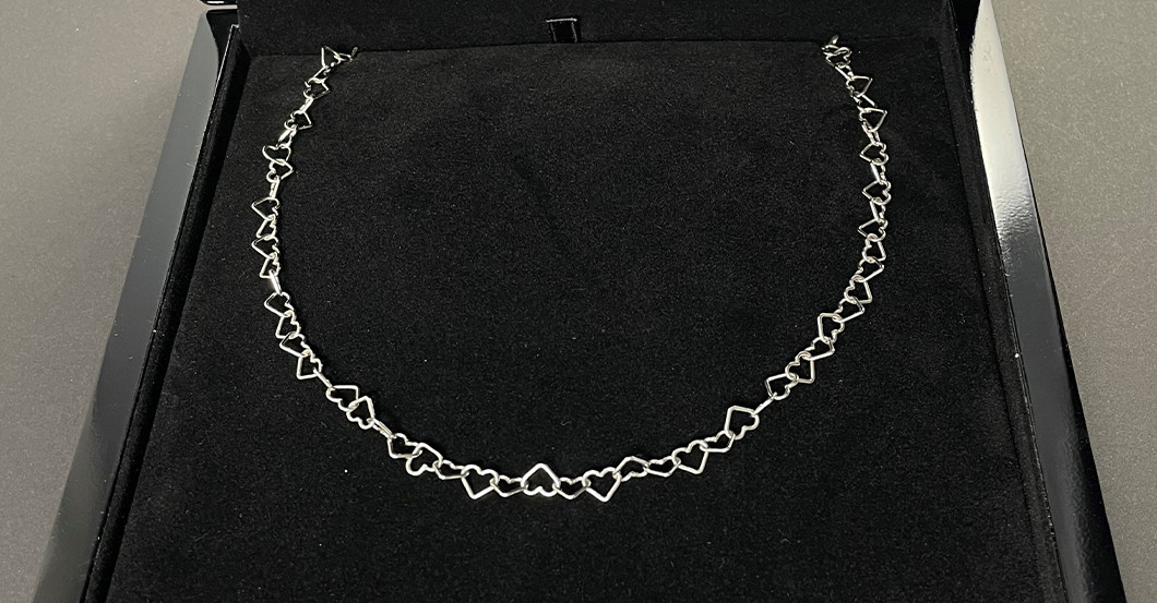 UC Herzkette silber   UC Herzkette silber