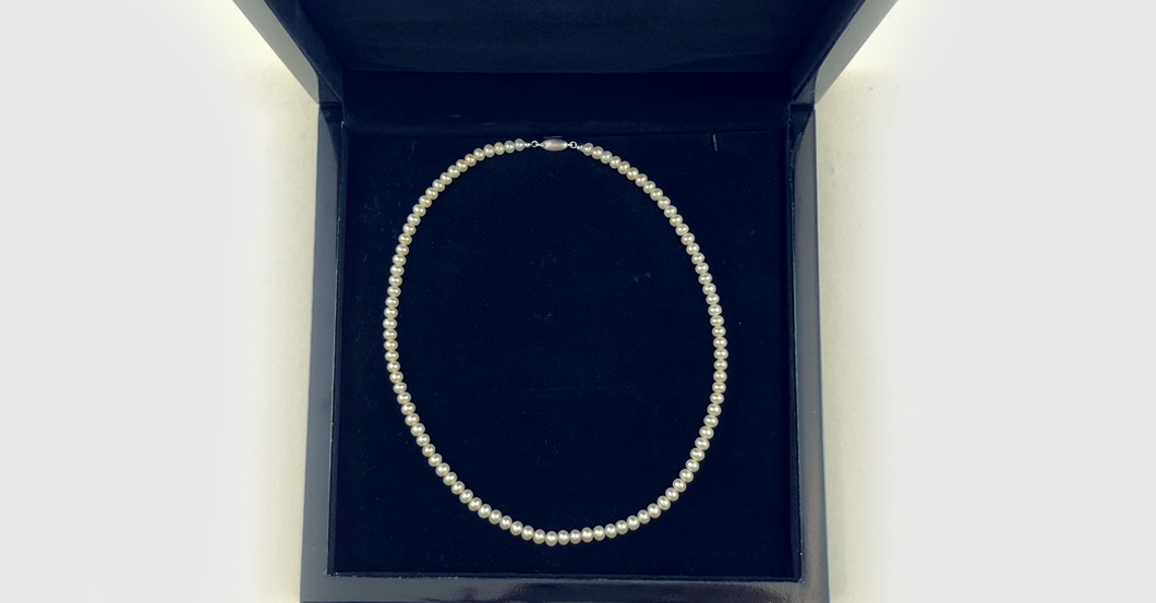  UC Kette Perlen 