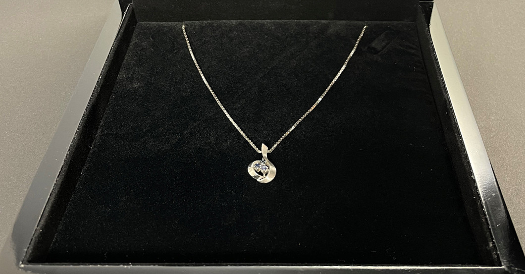 UC Weißgold Anhänger   UC Weißgold Anhänger