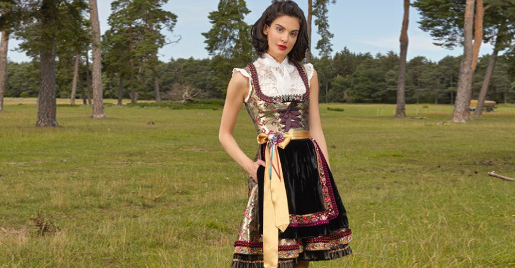 Unikat Dirndl Paltinger   Unikat Dirndl Paltinger