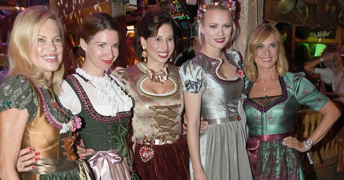 Unikat Dirndl Paltinger   Unikat Dirndl Paltinger