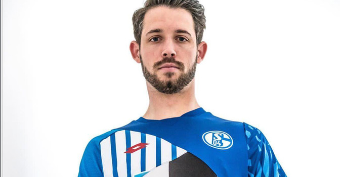 Uth Customised Trikot   Uth Customised Trikot