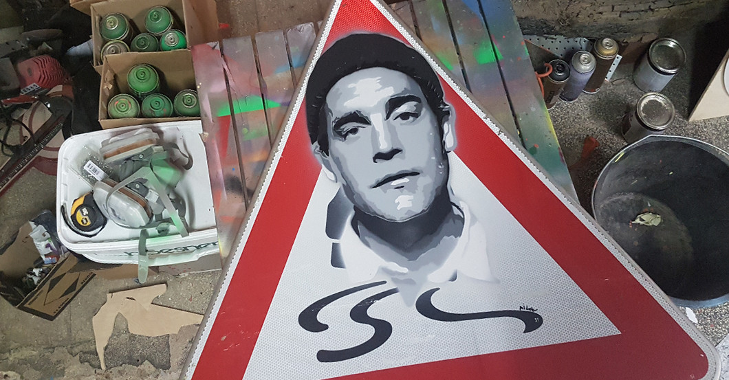 Verkehrsschild Bosse   Verkehrsschild Bosse