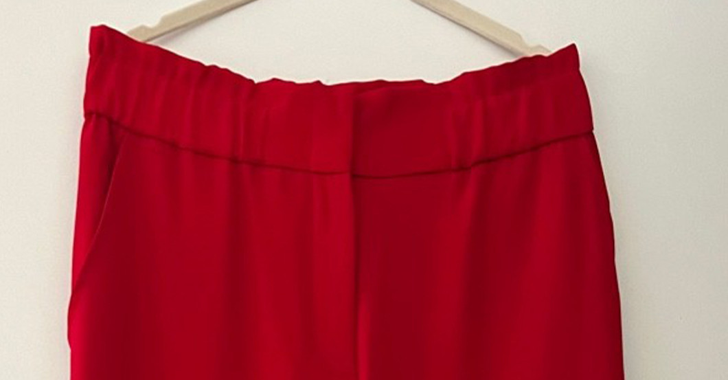  Verräter Outfit rot 